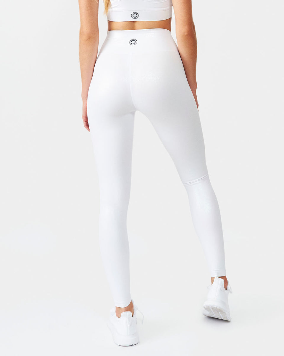 The Radiance Legging in Onyx