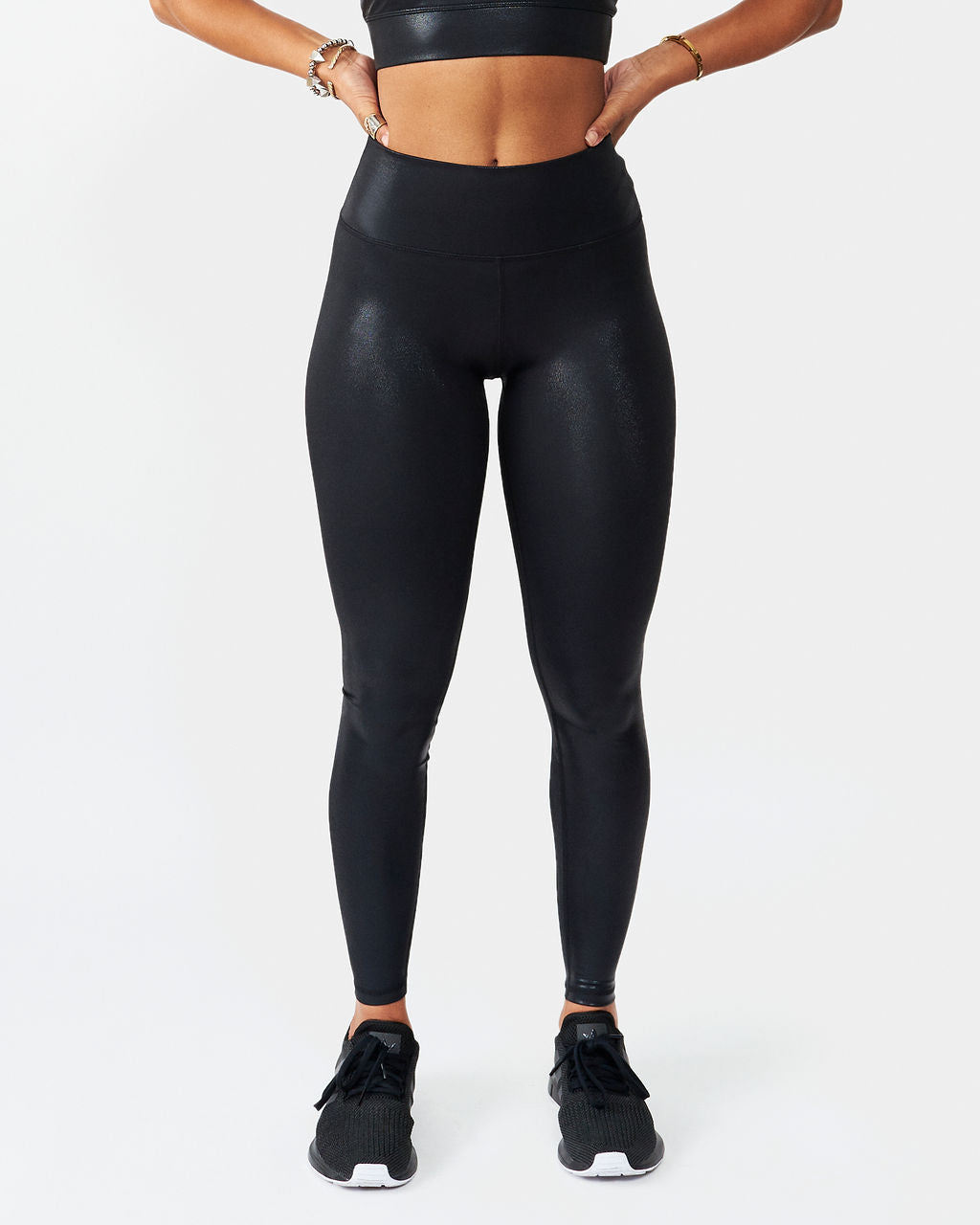 The Radiance Legging in Onyx